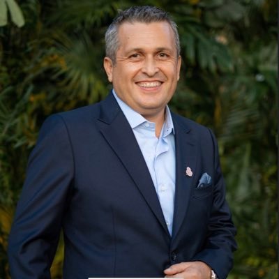 Digital transformation leader and pioneer at E-Lab Ai Rivera Maya, Real Estate of the future ExPresidente de AMPI Playa del Carmen Fundador de EDREI Group