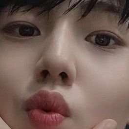 Parody ㅡ ┊Made in 2002 with a lot of charms. X1 - Lee Eunsang.