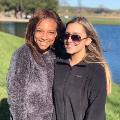 tcoop3333's profile picture. 💛