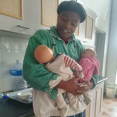 Mr_Hoyi's profile picture. •Child of God •Student of life •Number 1 noxman •Friend to Men•Vocal jazz and Afro Soul addict.