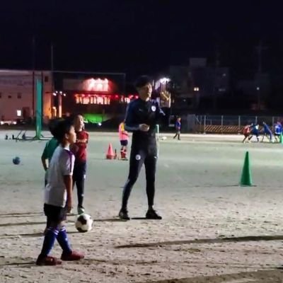 qOPhZk0uiWMi8pz's profile picture. 