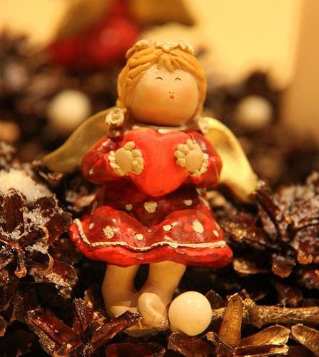 amberroselv's profile picture. Ielaid svētkus savā sirdī!