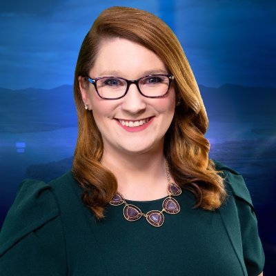 Evening Meteorologist: @WVNYWFFF Lyndon State College- @LyndonWeather Atmospheric Science Alumna #NotAWeatherGirl⚡️❄️☔️
