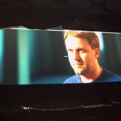 ArturoLezcano's profile picture. Escribín ‘O país invisible’, 'Madrid, 1983' e ‘Fútbol sobre lenzo’. Argallo en #Ailalelo. Buenos Aires, Rio de Janeiro, Galiciamérica. O Dépor somos nós.