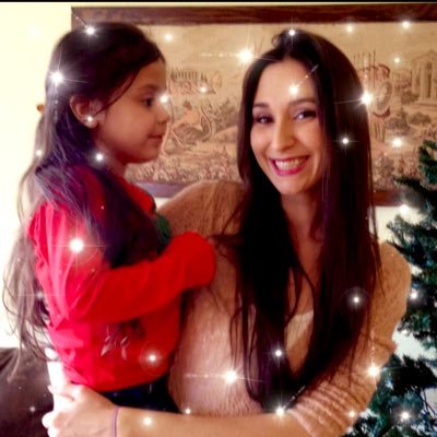LorentzMichelle's profile picture. 👩‍👧🧩💕☮️