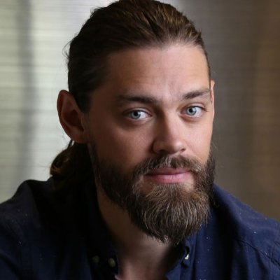 AleShawz28's profile picture. 