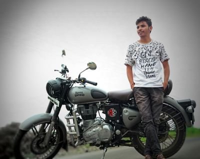 TarunPa98037393's profile picture. CA Finalist 😎