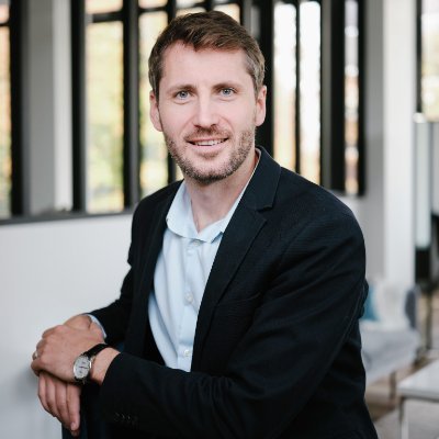 Managing Director @HETIC. La grande école des technologies numériques. Inventons les métiers de la tech de demain !Entrepreneur, ex CEO @myposeo