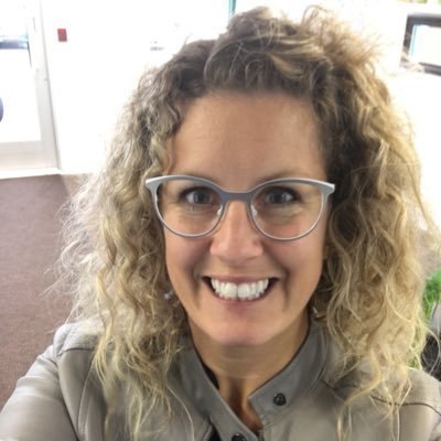 marianne_rioux's profile picture. Passionnée par l’éducation et les saines habitudes de vie. Enseignante en EPS de formation.  Directrice adjointe à l’école de l’Auberivière. :)