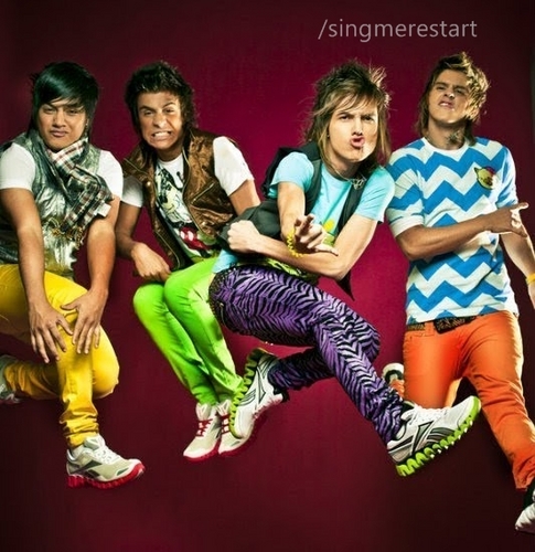 Se você também quer que a Restart cante para você,então.. Follow-me =)
Since 06/11/10. Dona: @FerDoMunhoz | ADMS: @JackePaixao_ @thamyfs