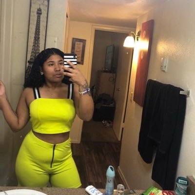 boujiesydney's profile picture. Pretty Young Thing.