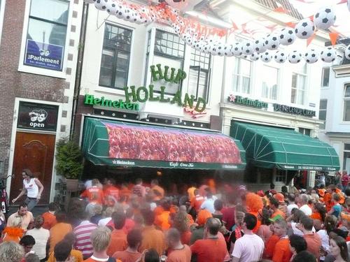 OmekoPoelestr's profile picture. Het gezelligste feestcafe van Groningen!