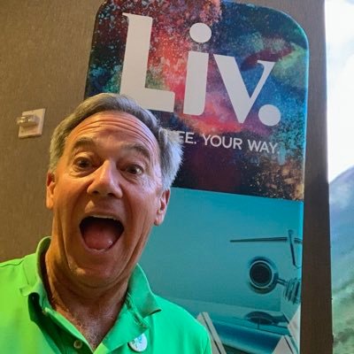 CoachRadnoti's profile picture. life coach, Hypnotherapist, Liv-Rad, Savvi ambassador, #lovefearlessly&contagiously