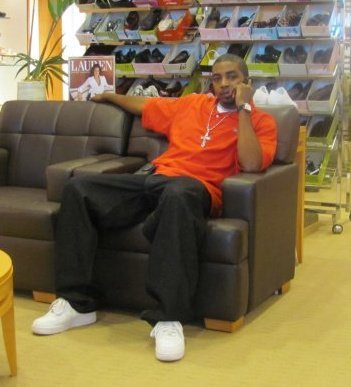 Ant_WilliamsII's profile picture. Just ask...