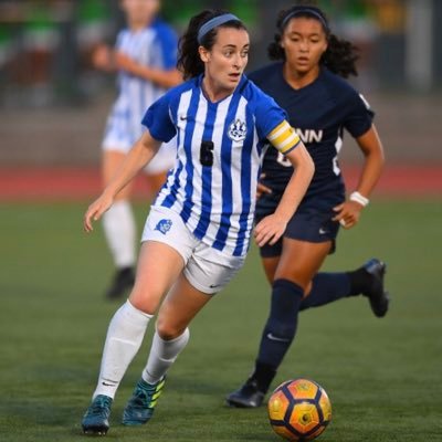 RomaMcLaughlin's profile picture. 