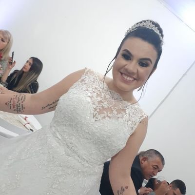 22, Gaúcha , colorada ♉ | Pedagogia | Matheus Gomes 😍💍, mamãe da Princesa Luíza 👑