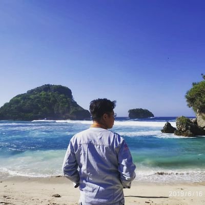 mas_irrr's profile picture. seekor lelaki lemah.