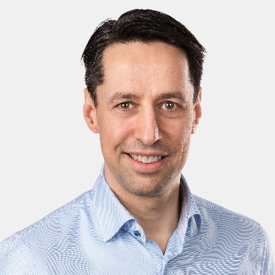 Managing Director. Endurance sport enthusiast. Active in local swimming club. Tweets about business and sport.