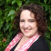 Fiona Harper/Lucas 🐝🌼 (@fionalucasbooks) 's Twitter Profile