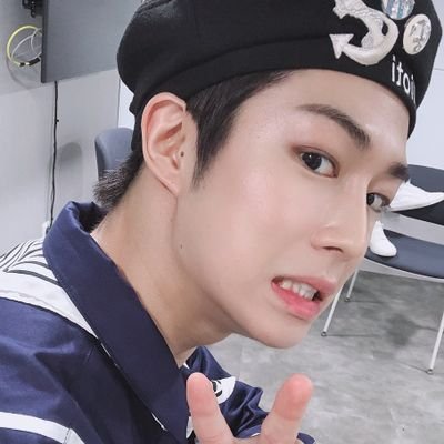 SF9_FANTASY_DW's profile picture. 
