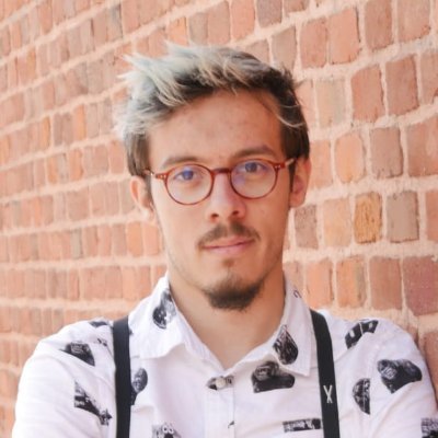 Éditeur et auteur https://t.co/zq53DBk27B / Blogueur littéraire https://t.co/wJHEzGzVdN / Booktubeur https://t.co/Ora59nV5EU / Fondateur @PrixLVDB / #TometNathan #UnGrandPeutEt