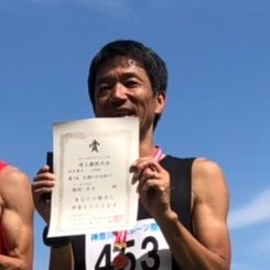 YhfmefPZ5UoHr48's profile picture. サブエガ目指しつつトライアスロンやりながらトラックレースにも目覚めたアラフィフおぢさん2022年M50マスターズ 800m2′13″05 1500m4′34″46