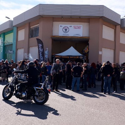 Taller de motos - especialistas en Harley-Davidson® y motos custom. 
Sólo lo mejor para tu Harley-Davidson® en MOTO EMOCION CASTELLON.