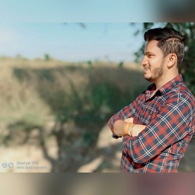 AjeetKu65138739's profile picture. Veere