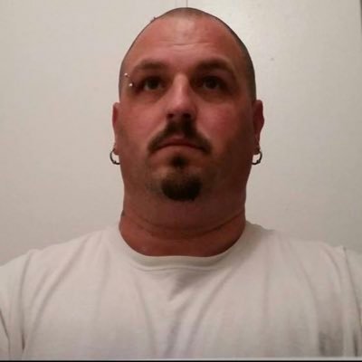 xslipknotx77's profile picture. Love me or hate me ur choice. #GXC. https://t.co/E44JhXIRkN