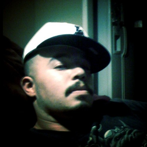 Papolok's profile picture. 