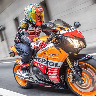 滋賀県 東近江市在住の29歳 CBR1000RR REPSOL（R1 6月〜）Duke125 （R2 4月〜）バイク好きと繋がりたいです。