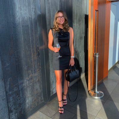 lolitsfran's profile picture. 21 | Burnley ⚽️