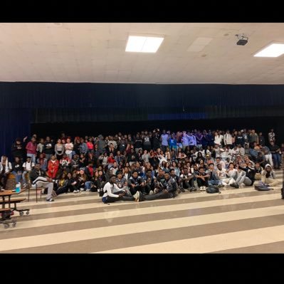 Official Twitter for the Largo Class of 2021. Admin: @TashuaParker Sponsor: @LargoBiz “WE WILL GET IT DONE IN 2021!”