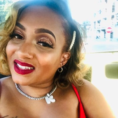 ProprLyteSkin's profile picture. Live.....Laugh.....Love!!!!♥♥♥♥