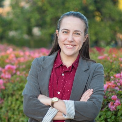 Assistant Professor of Linguistics at CSU Long Beach. PhD @UCSB_Ling. Ideologies and discourses and power and language, oh my! (she/her)