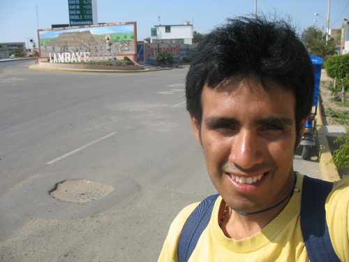 Hello everybody! I'm a peruvian biologist specialized in aquatic ecosystems. I live in Lima and if you need help about the topic, you can write me.