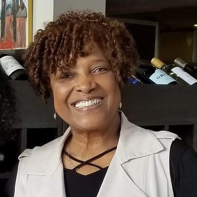 Profile Picture of Bernadine Birdsong❤🧢 (@BernadineBirds1) on Twitter