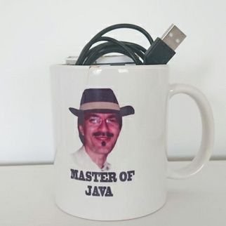 scargares's profile picture. 