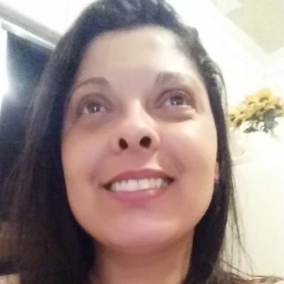 SANDRINHAVIBE's profile picture. 