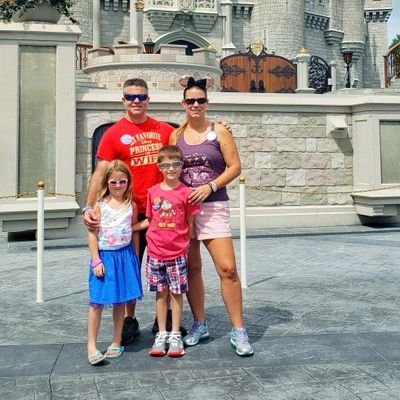 Wife. Momma of 2. Crazy about #WaltDisneyWorld. Love writing and sharing stories of my family's fun times!
#DisneyBlogger.  #TravelAgent
IG: nikkismickeytrips