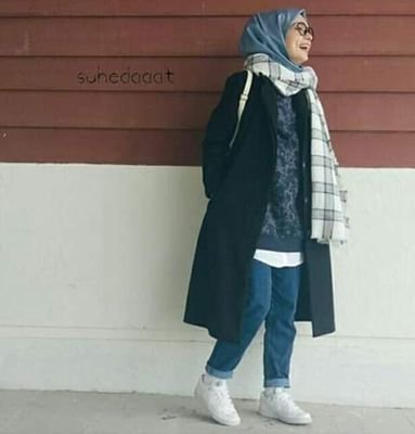 Ichra9atH's profile picture. Obsédé par les aventures