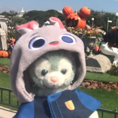 chayamaka's profile picture. アニメ、声優、ディズニー、ゲーム実況などなど、なんでも幅広く好んでます。9╰(*´︶`*)╯♡