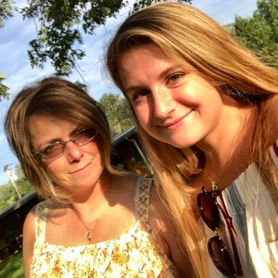 jennahstark's profile picture. 