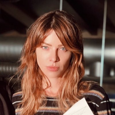 Tik turgan va yotgan holda jinsiy aloqa