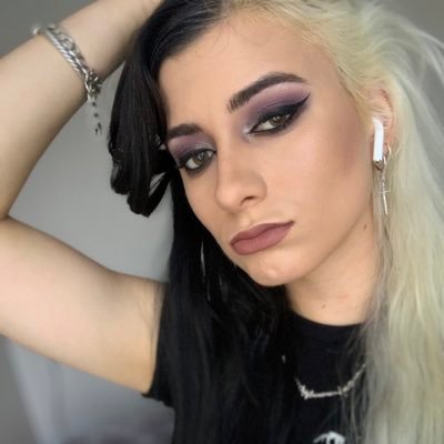 softcorejordy's profile picture. Dead and divine