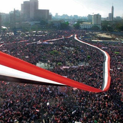 هنا ميدان التحرير، هنا يولد الآمل من جديد، نعيد نشر أهم التغريدات على مدار الساعة، تابعونا!