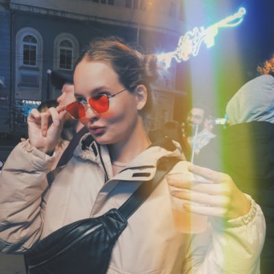 veronichka_97's profile picture. смирительная рубашка нараспашку