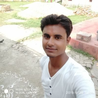RahulK65485243's profile picture. रूठे-रूठे लगते हो, कोई तरकीब बताओ मनाने की, मैं जिंदगी गिरवी रख दुंगा, तुम कीमत बताओ मुस्कुराने की!
