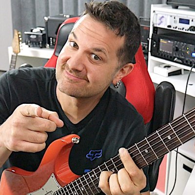 Sign up to my FREE guitar lessons at https://t.co/BWS60xvwJ8
I help electric guitar players develop their musicality on the instrument.