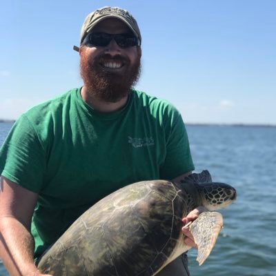 Postdoc @UF in collaboration w/ @NOAAFish_PIFSC studying protected species bycatch 🪝🦈🐢🐬. @UCFTurtleLab alum. Interested in everything else too. He/Him/His